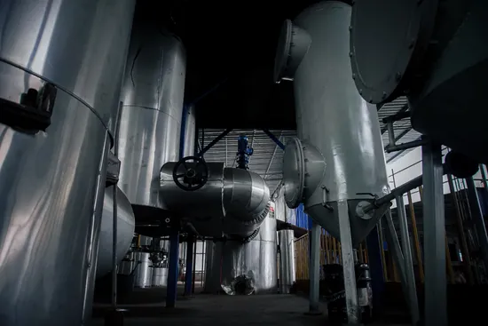 Waste Gear Oil Recycling Equipment Waste Liquid Pressure Oil Recovery Machine The Latest Technology. No Coking. Continuous Work Latest Technology for Waste Oil 