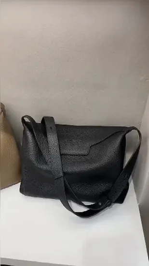 Luxury Rubber Shoes Causal Beach Flats Flip Flops Slides Designer Men Brand 5A Replica Slipper Women Lady Sandal 