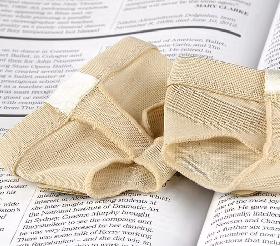 Dance Foot Care Soft Bunion Toe Separating Half Size Forefoot Pad